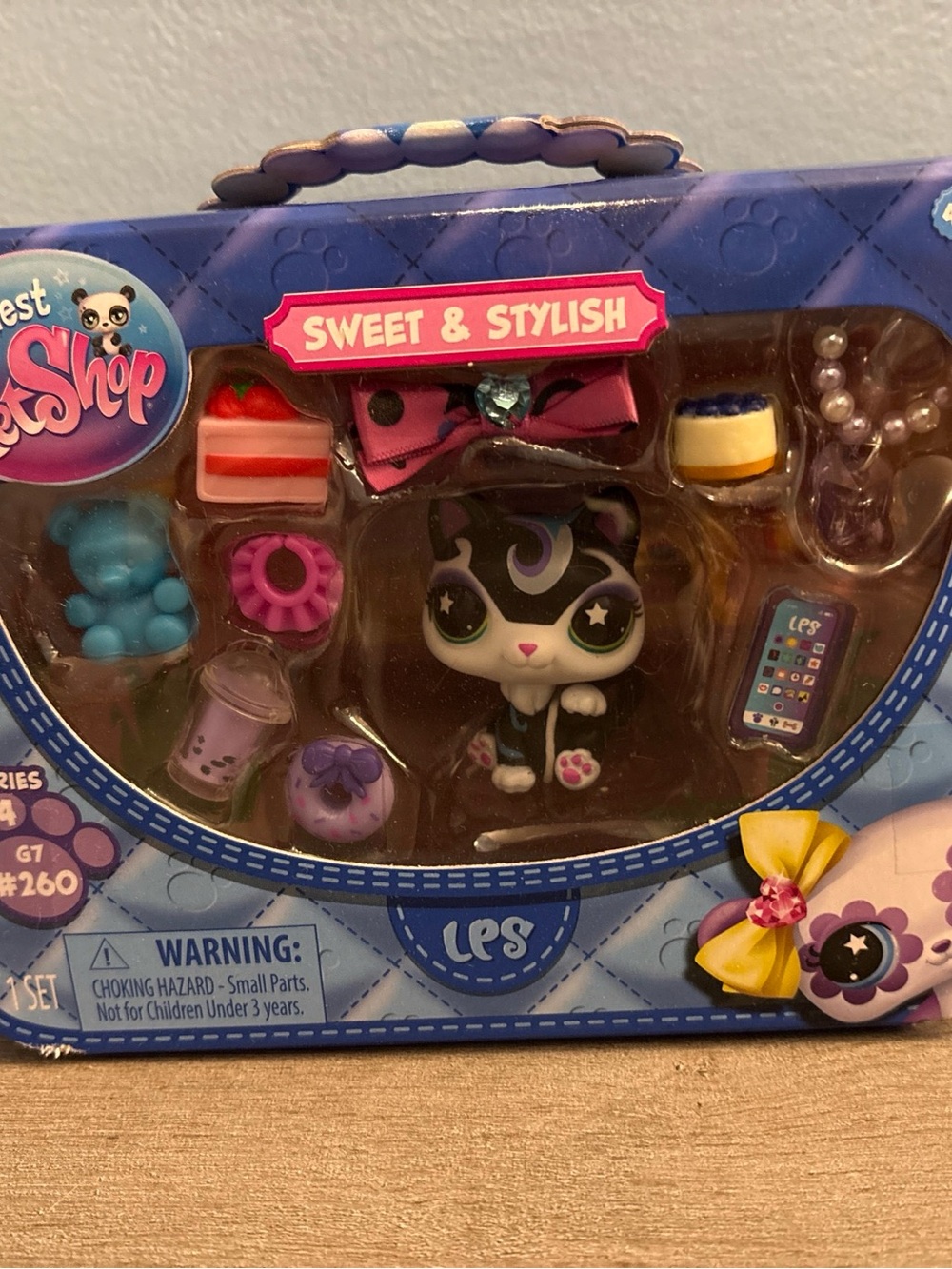 Littlest Pet Shop Black and Purple Kitty Accessory Set